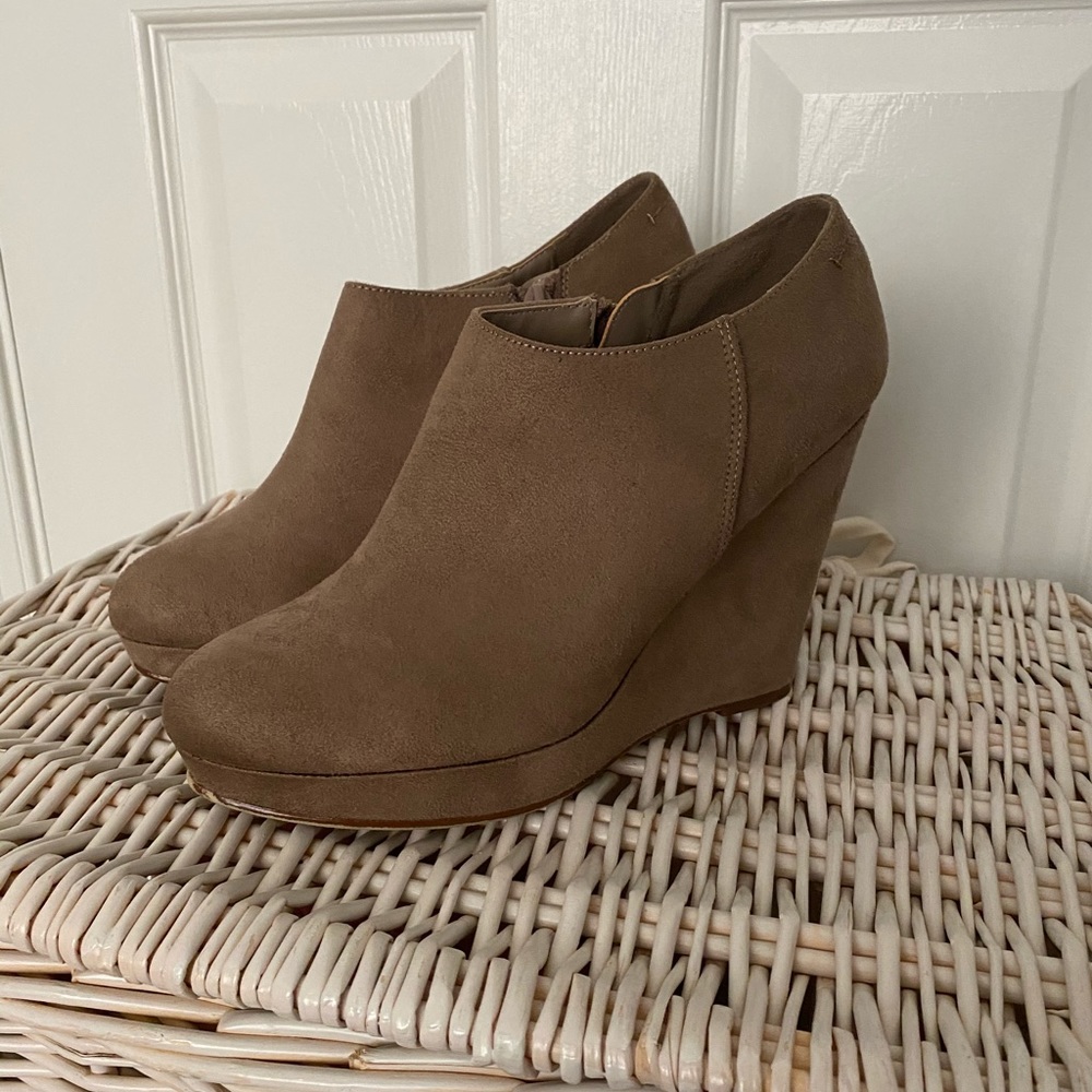 Camel Wedge Heel